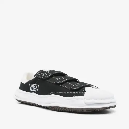 Maison Mihara Yasuhiro Touch-Strap Sneakers – Front View Maison Mihara Yasuhiro Low-Top Touch-Strap Sneakers front view